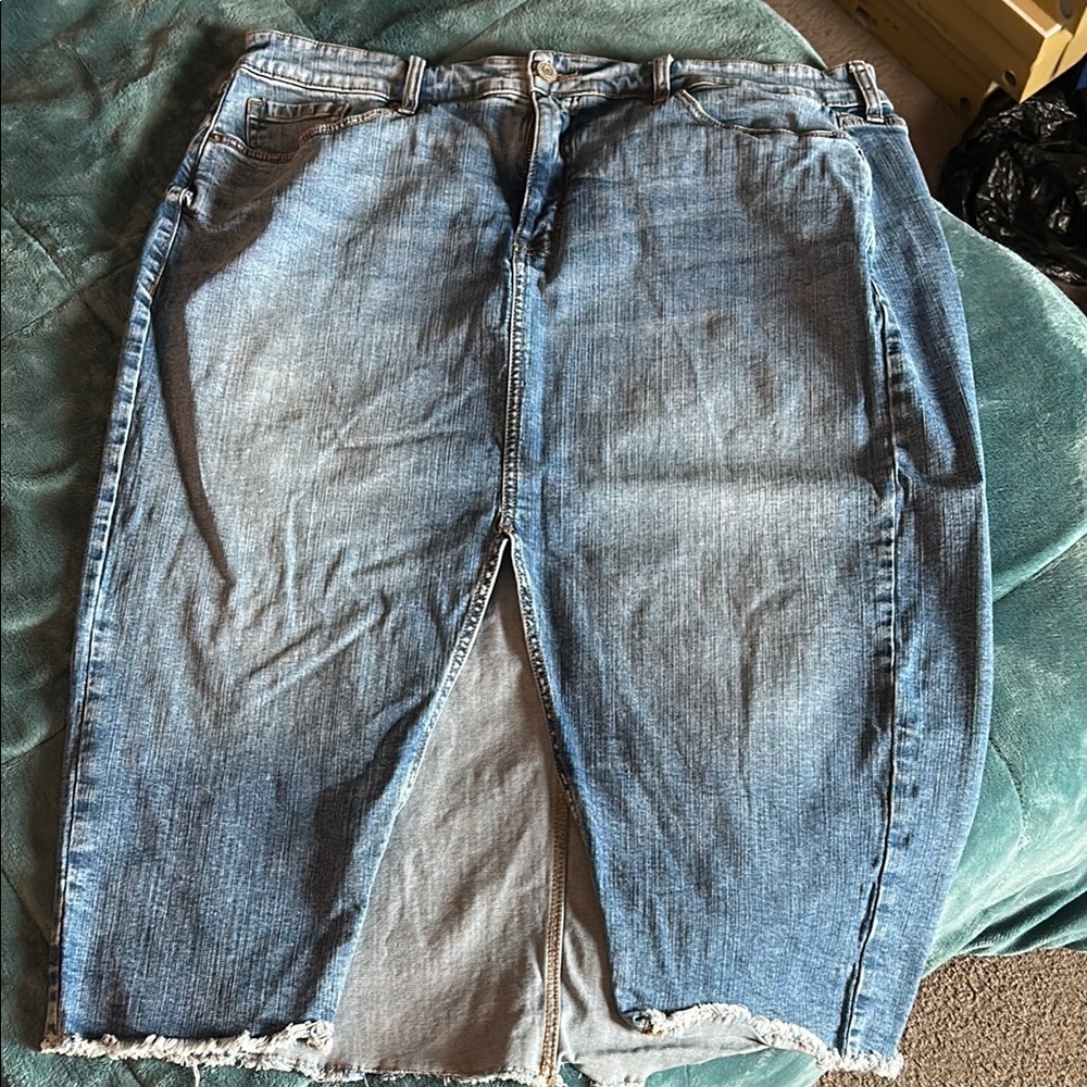 Denim Maxi Skirt with Frayed Hem